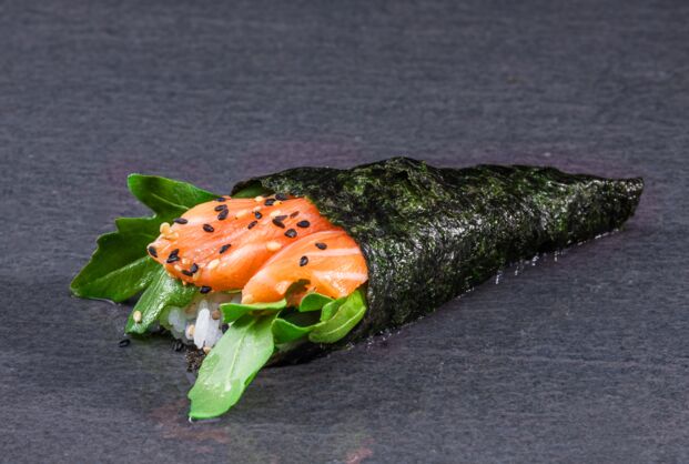 Lachs Rucola Temaki (Hand Roll)